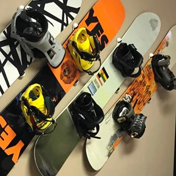Snowboard Wall Mount - Picture 7 of 10